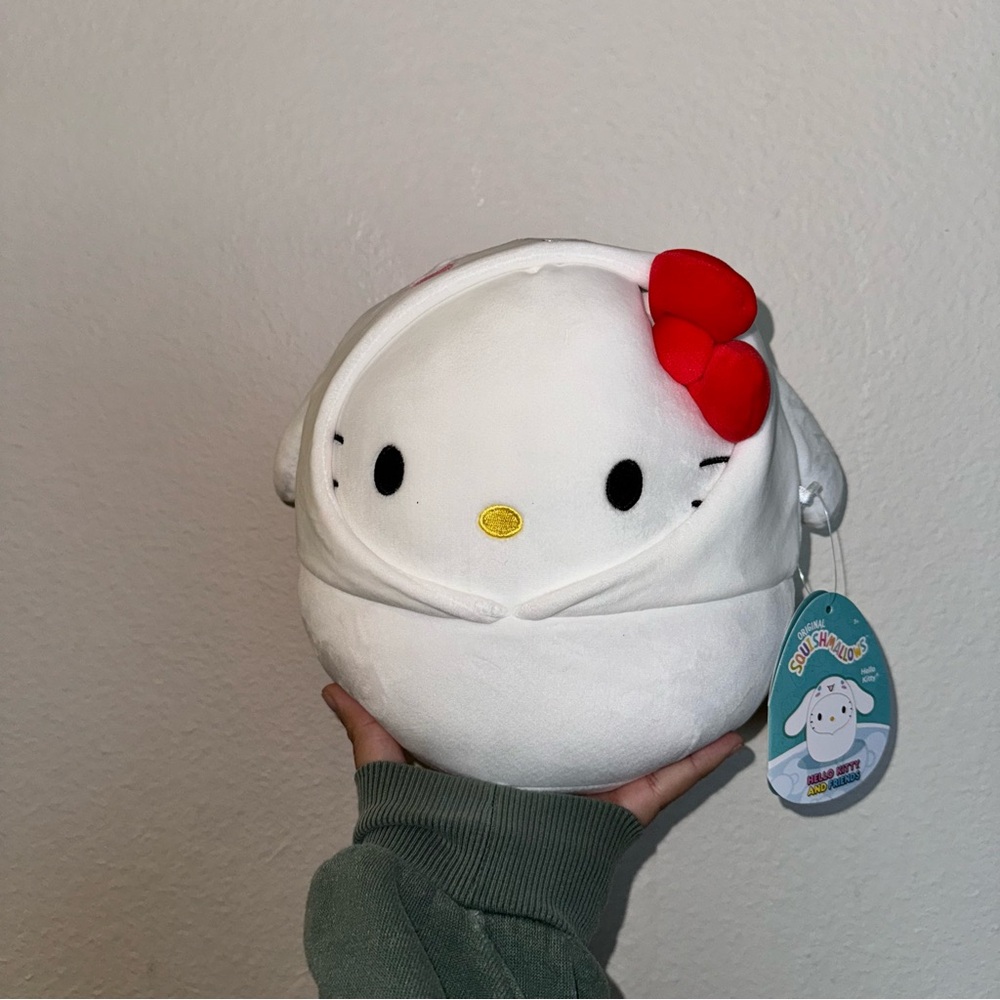 8” Hello Kitty in Cinnamoroll Hoodie Squishmallow - Picture 1 of 3